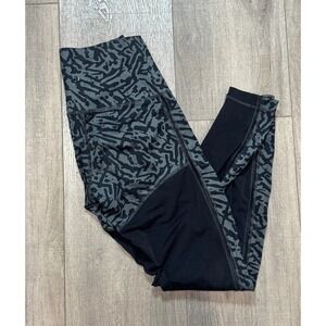 Lululemon Leggings Womens Size 6 black and grey